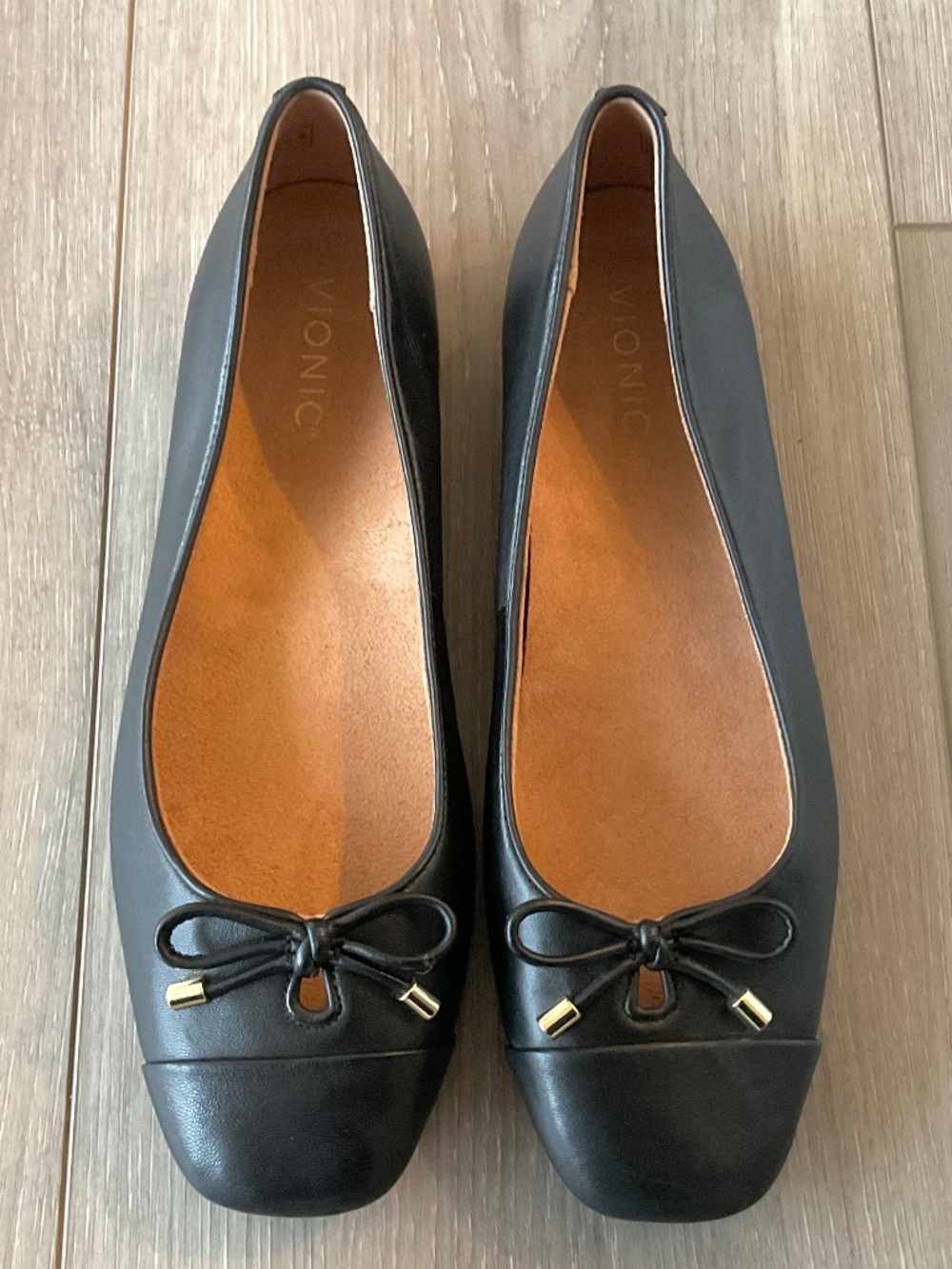 VIONIC Klara Ballet Flats Square Toe Bow Accent in Black Leather Size 9.5 NEW